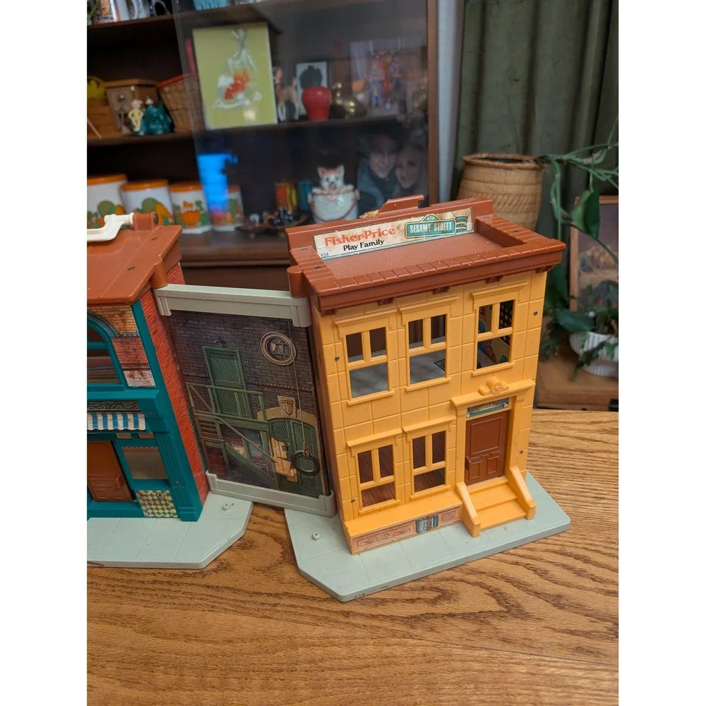 Vintage 1975 Fisher Price Sesame Street‎ Play Family House Set 938 Hoopers Store